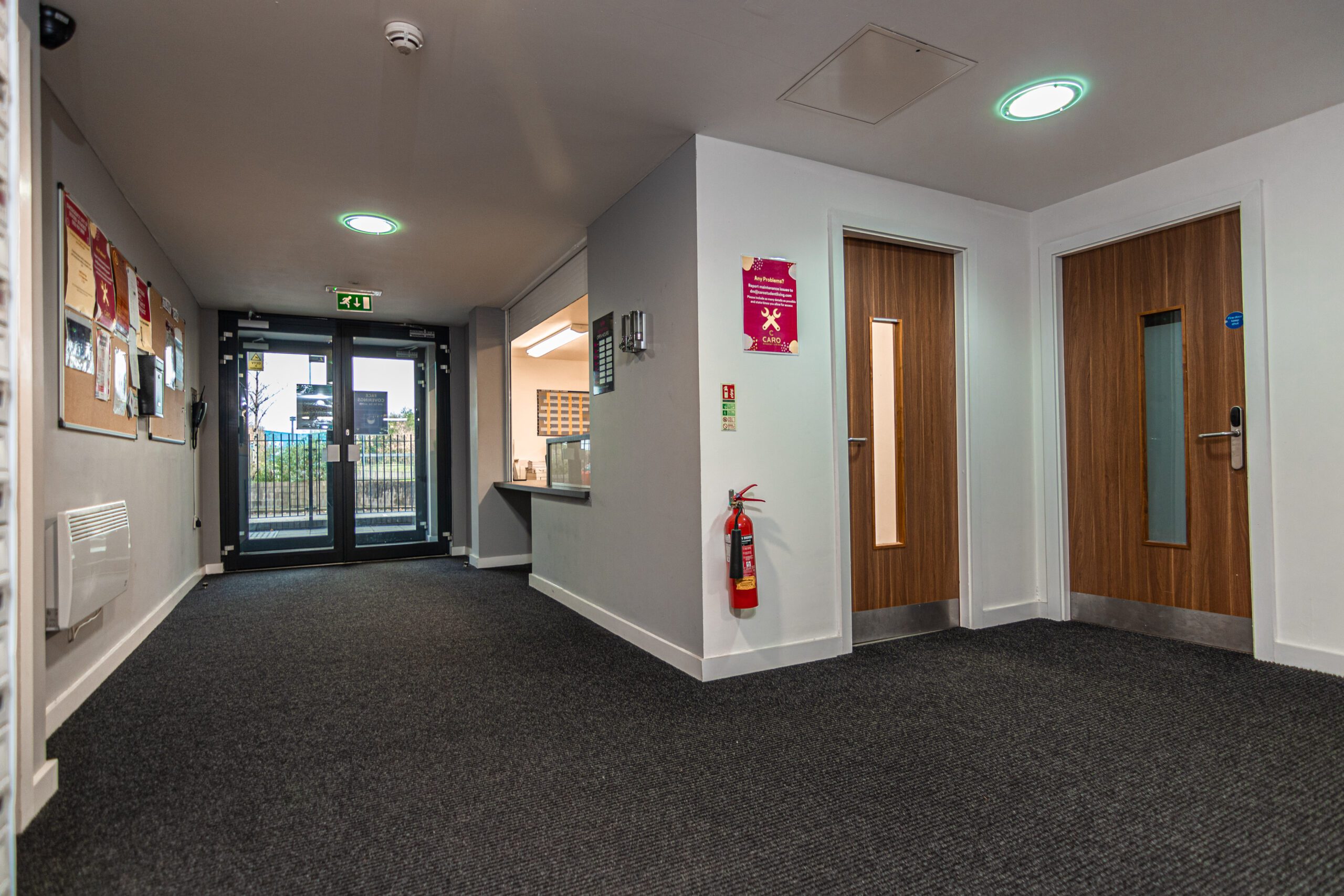 Entrance City Point - Caro Lettings